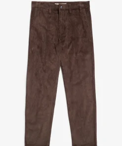 TROUSERS^Norse Projects Aros Regular Wide Wale Corduroy Chino Espresso