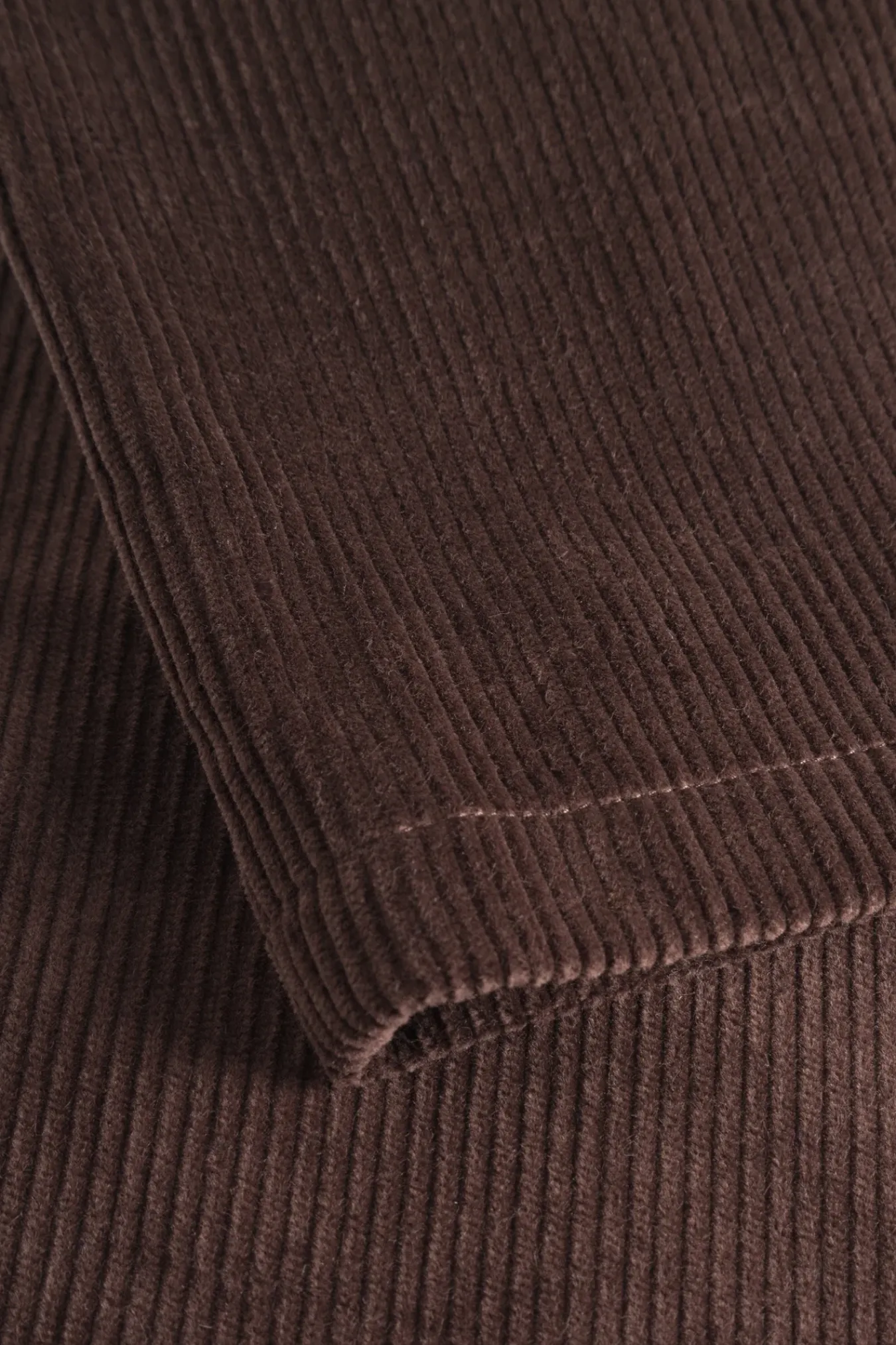 TROUSERS^Norse Projects Aros Regular Wide Wale Corduroy Chino Espresso