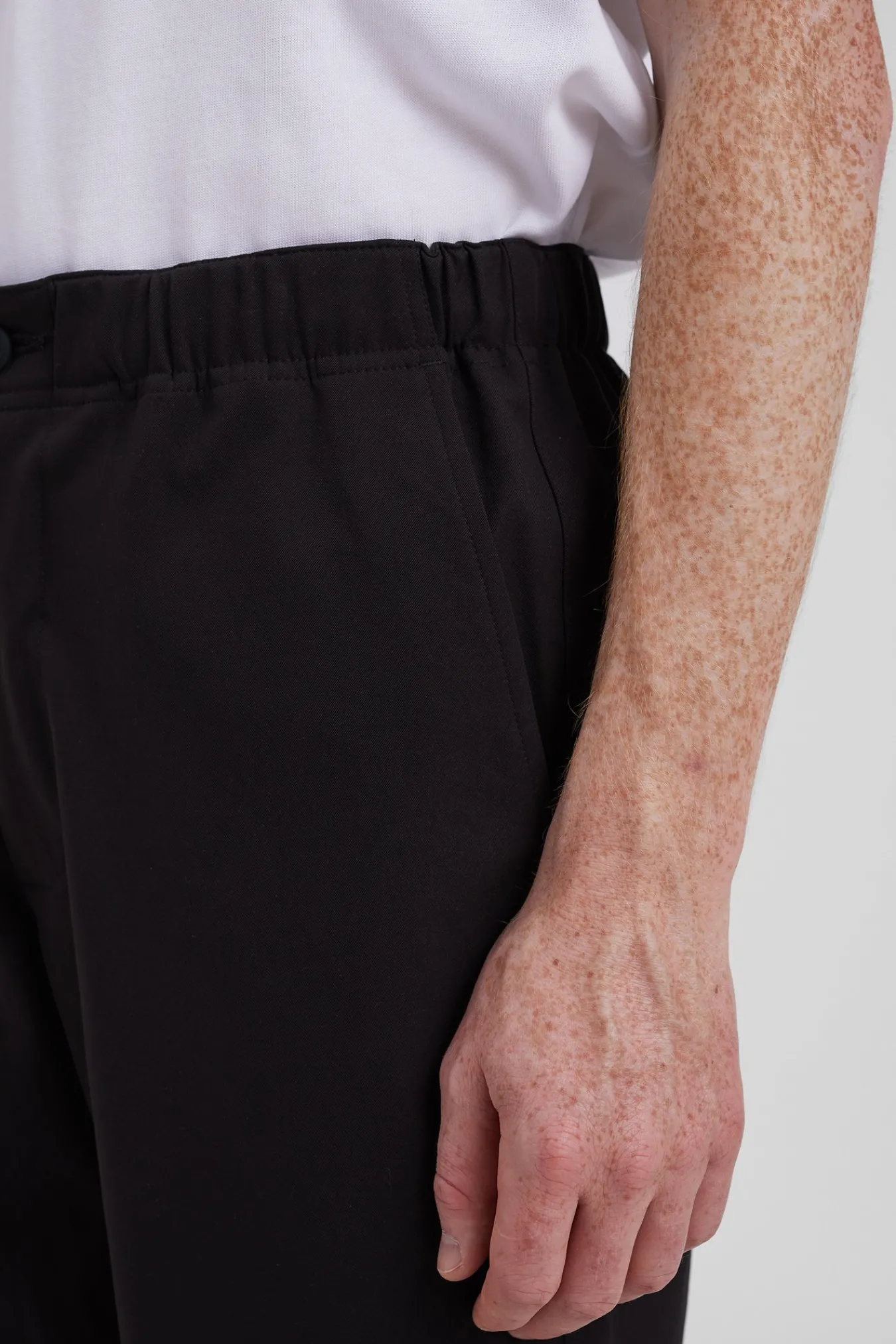 TROUSERS^Norse Projects Ezra Relaxed Solotex Twill Trouser Black
