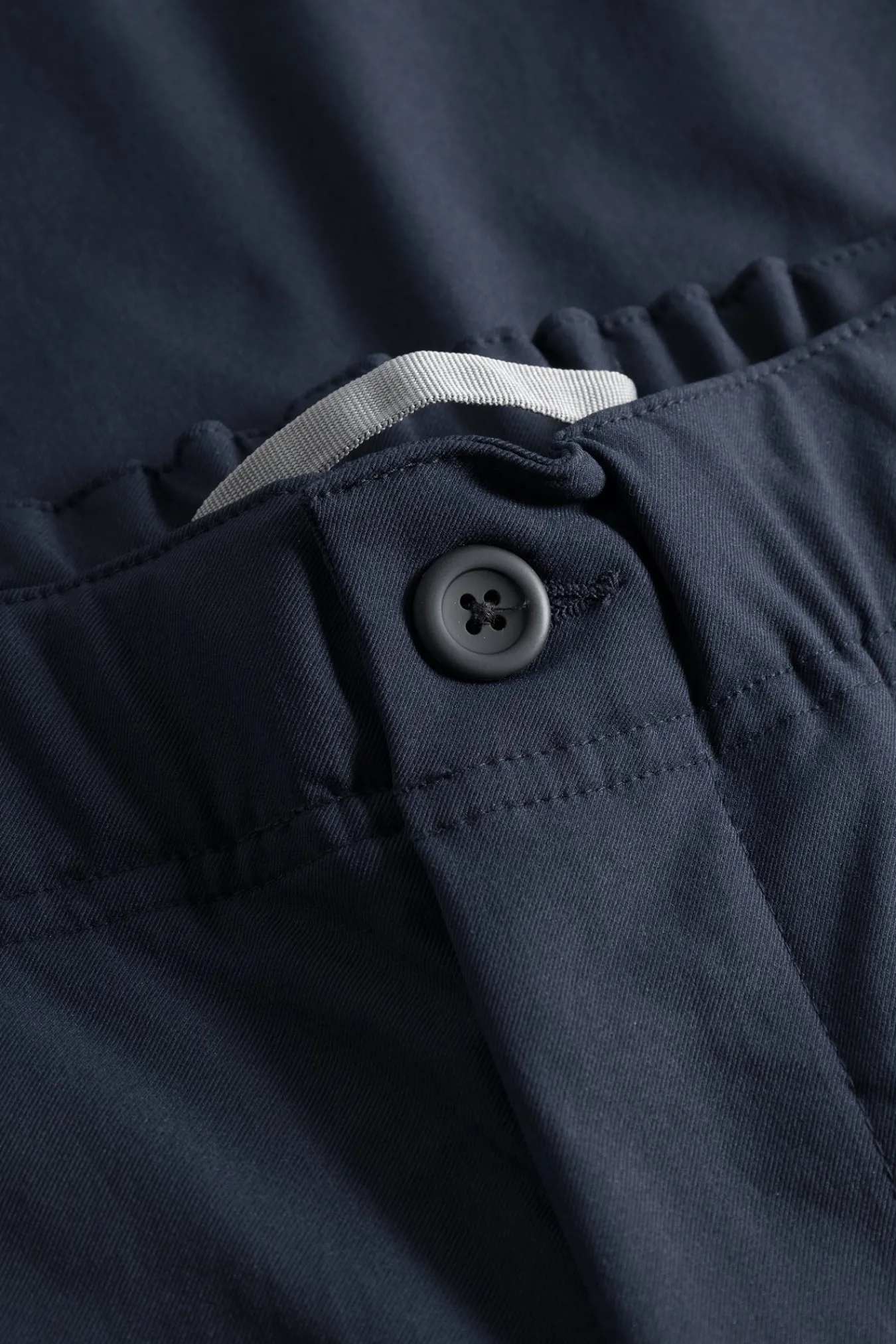 TROUSERS^Norse Projects Ezra Relaxed Solotex Twill Trouser Dark Navy