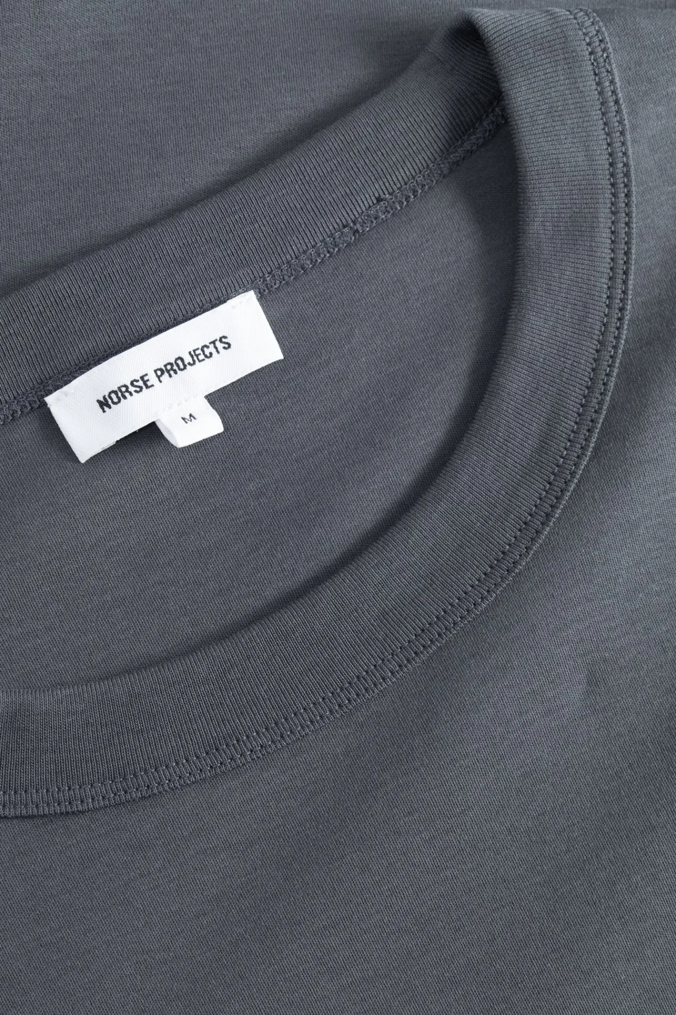 T-SHIRTS^Norse Projects Holger Organic Interlock Hide Print T-Shirt Battleship Grey