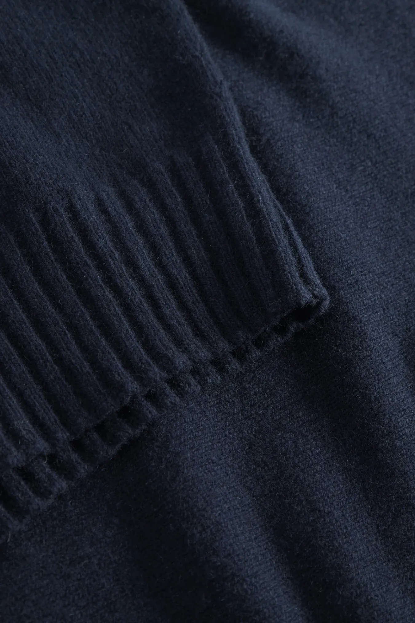 KNITWEAR^Norse Projects Sigfred Cashmere Sweater Dark Navy