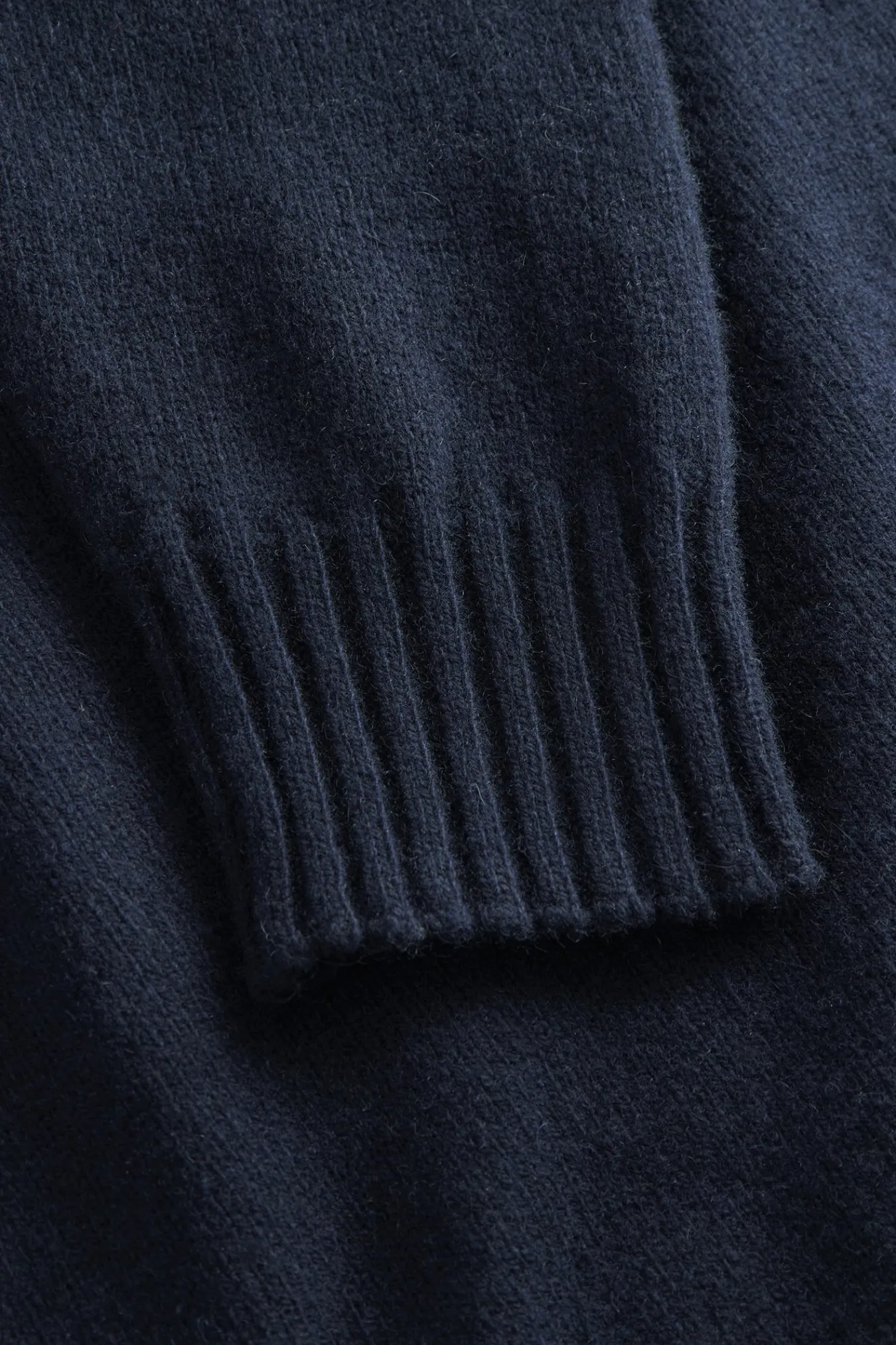 KNITWEAR^Norse Projects Sigfred Cashmere Sweater Dark Navy