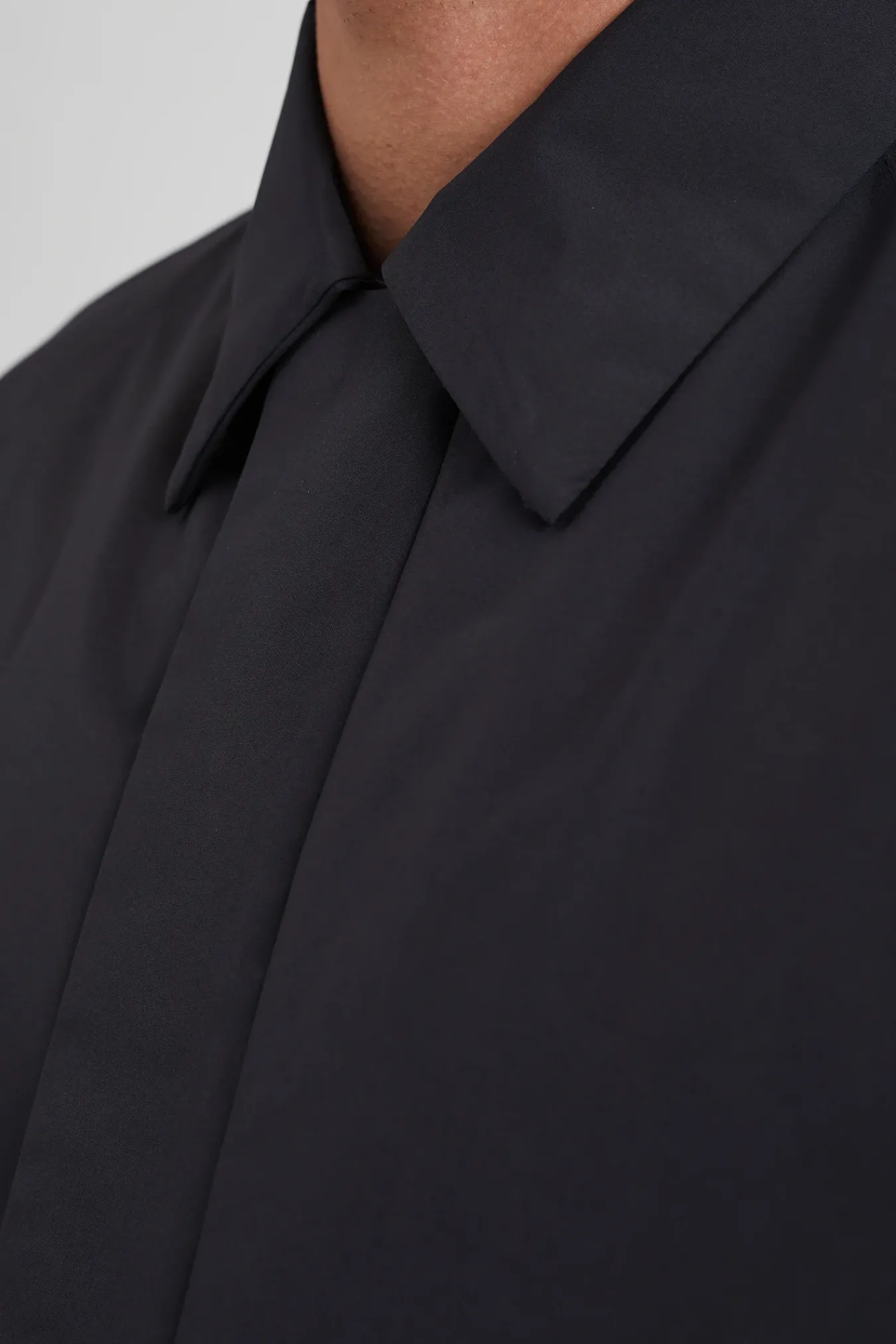 OUTERWEAR^Norse Projects Vargo Gore-Tex Windstopper Raglan Mac Battleship Grey