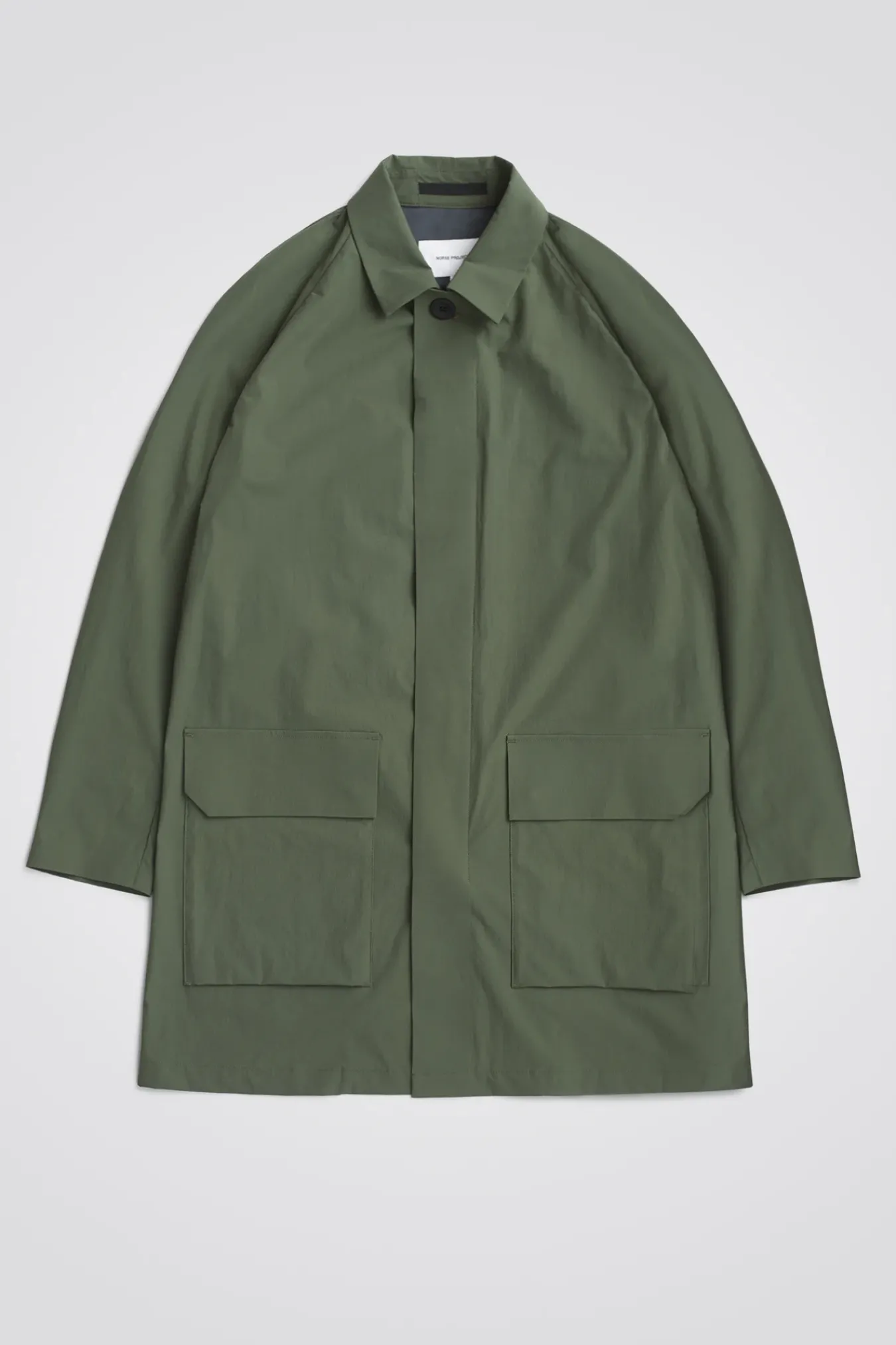 OUTERWEAR^Norse Projects Vargo Travel Light Raglan Mac Spruce Green