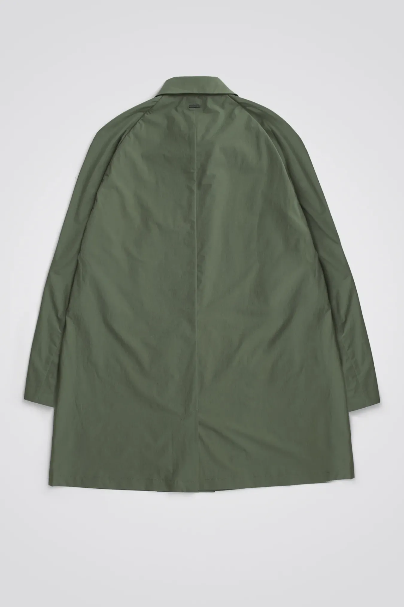 OUTERWEAR^Norse Projects Vargo Travel Light Raglan Mac Spruce Green
