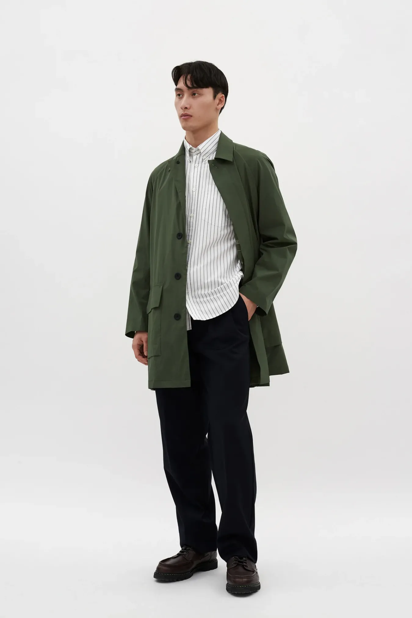 OUTERWEAR^Norse Projects Vargo Travel Light Raglan Mac Spruce Green